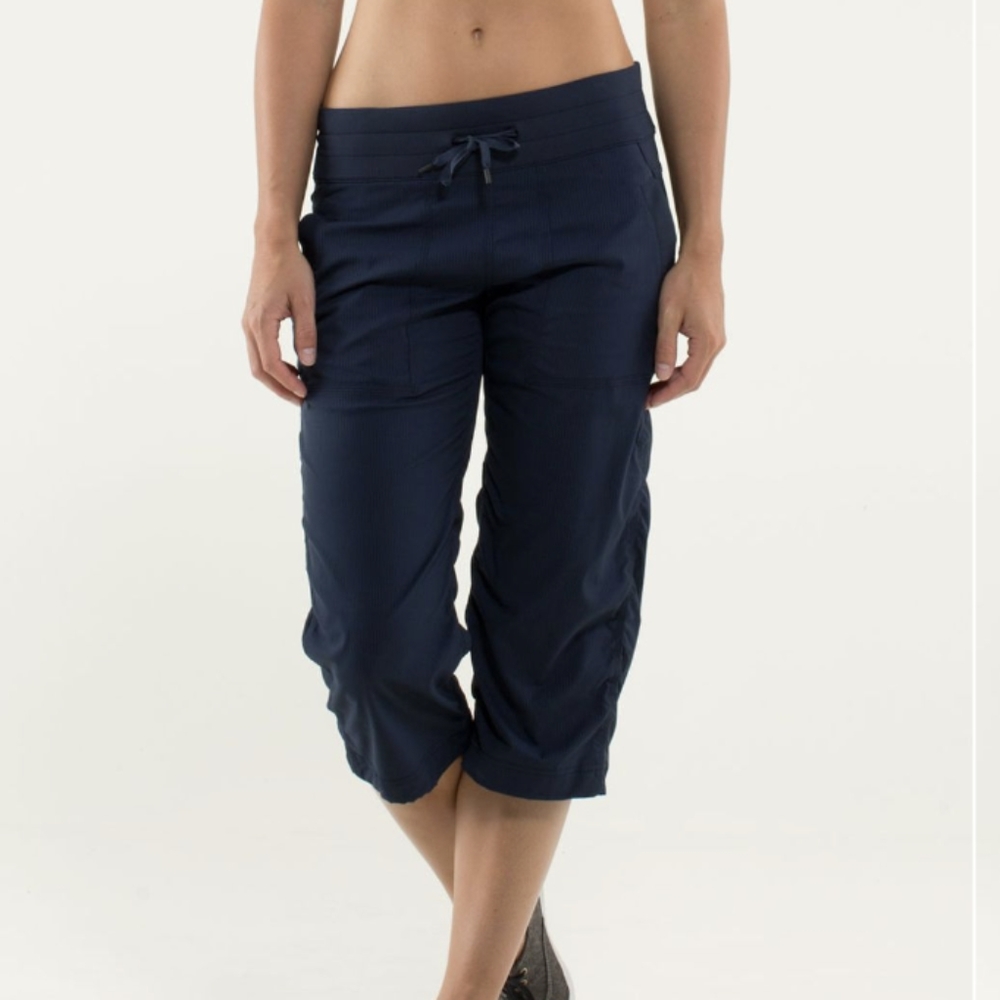 Lululemon Studio Crop *No Liner Inkwell